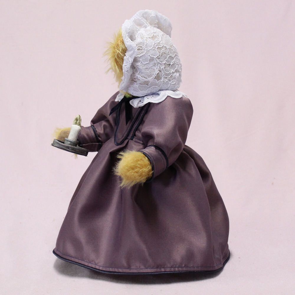 Florence Nightingale 35 cm - The Lady with the lamp